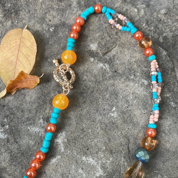 Handmade Boho Necklace Leaf Centre & Peach & Turquoise Beads & Matching Earrings - Picture 9 of 12
